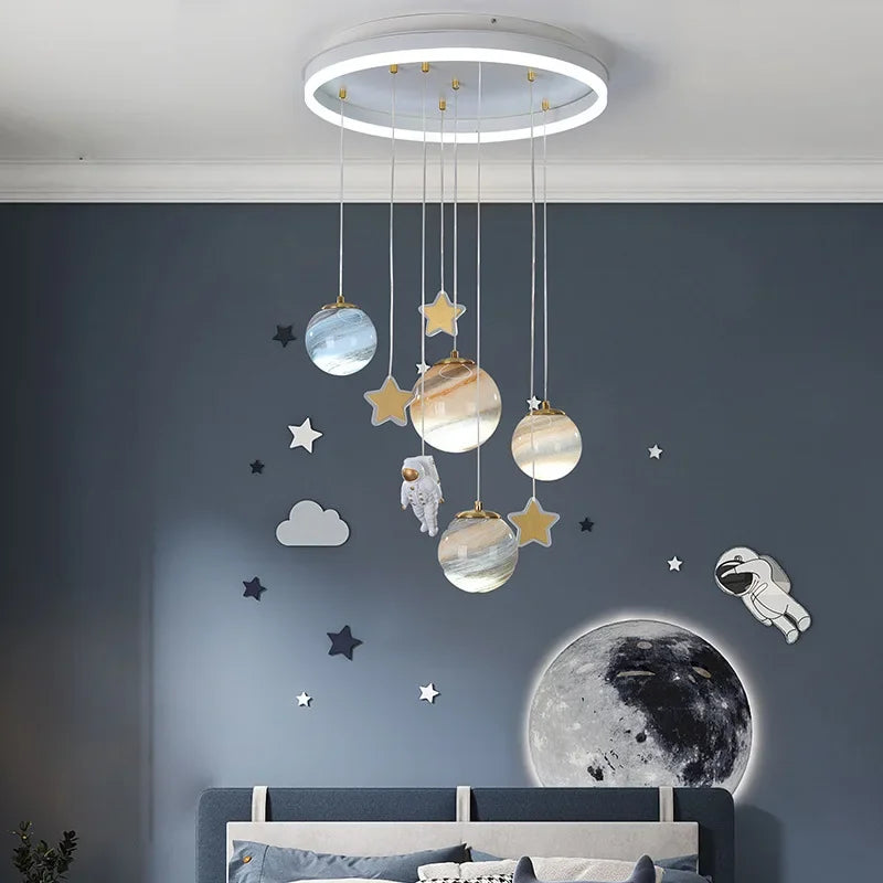 Lustre de Teto Premium Infantil estilo Atmosférico para Quartos, Salas e Hotéis / Peça Premium Modelo de Luxo.