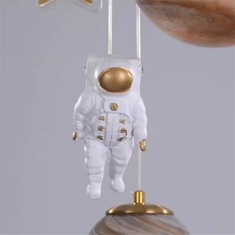 Lustre de Teto Premium Infantil estilo Atmosférico para Quartos, Salas e Hotéis / Peça Premium Modelo de Luxo.