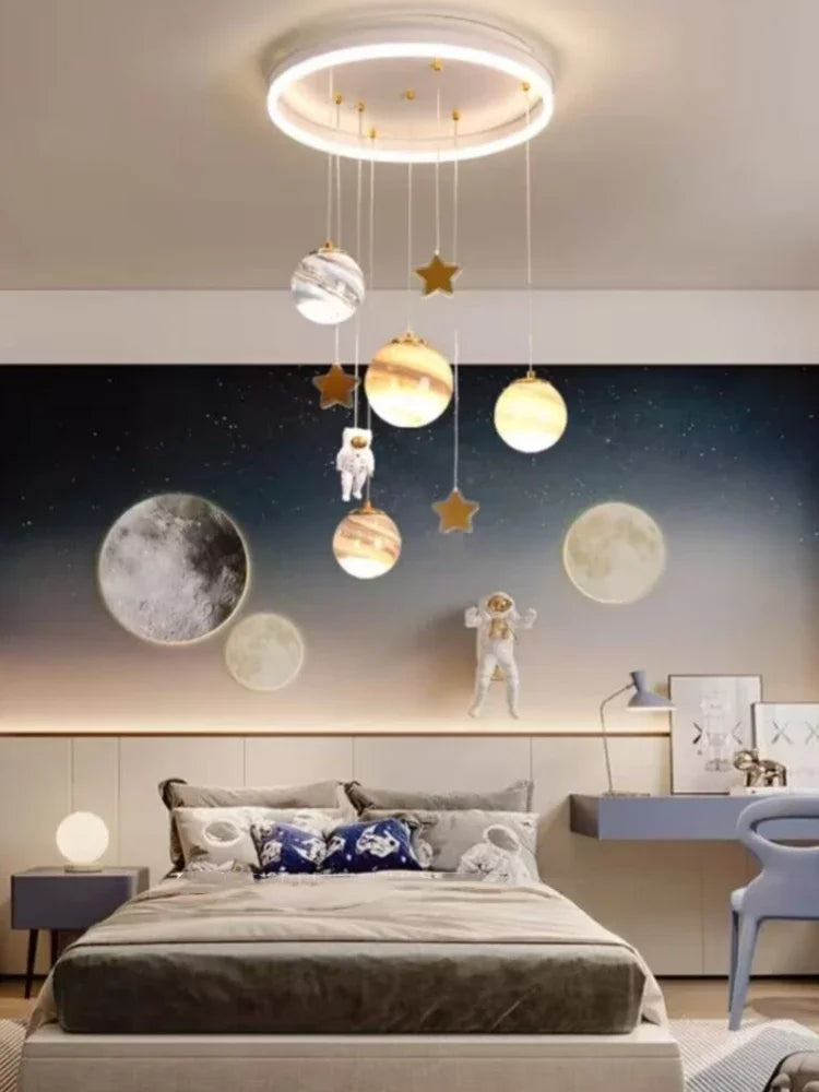 Lustre de Teto Premium Infantil estilo Atmosférico para Quartos, Salas e Hotéis / Peça Premium Modelo de Luxo.