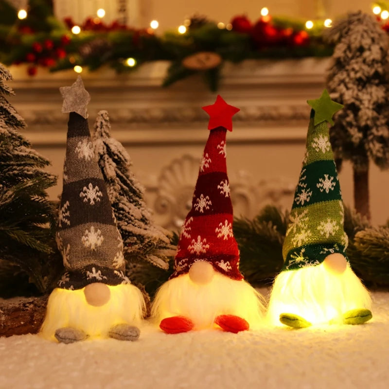 Gnominho Natalino Iluminado – Luminária Encantada✨