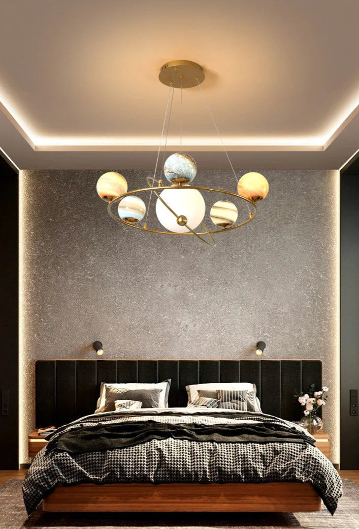 Planetas Atmosféricos de LED pra Sala de estar, Quartos e Hotéis / Peça Banhada a Ouro Modelo de Luxo para Pessoas Exigentes.