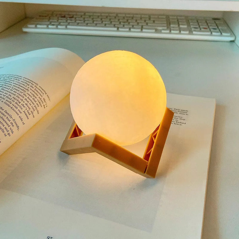 Luminária Lua Encantada – Mini Lua Atmosférica🌕