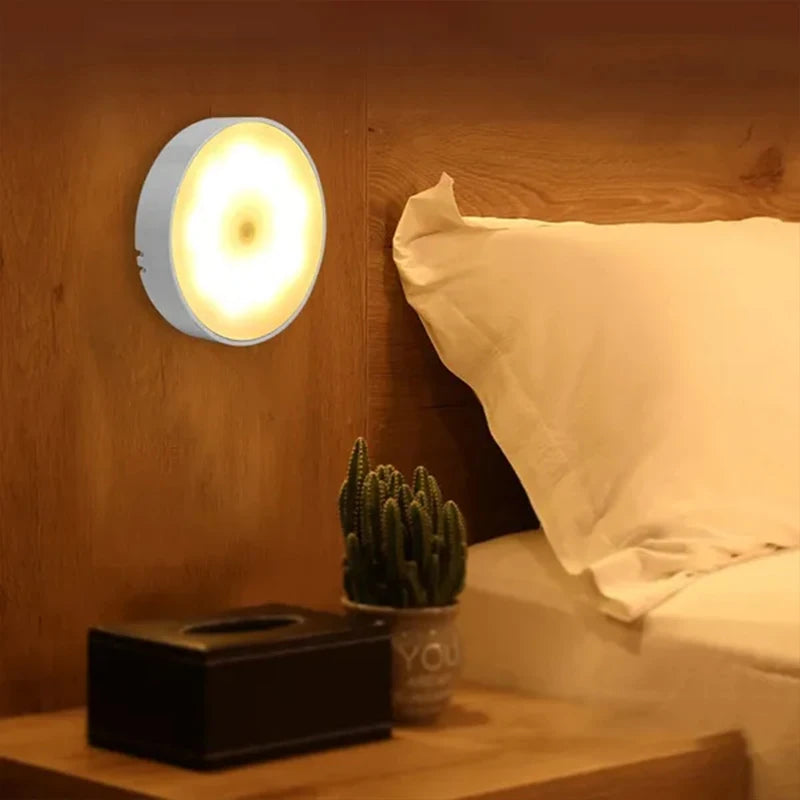 💡6 LED com Sensor de Movimento / Recarregável🔋